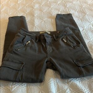 Mavi Gray  Cargo Skinny jeans with zipper detail.